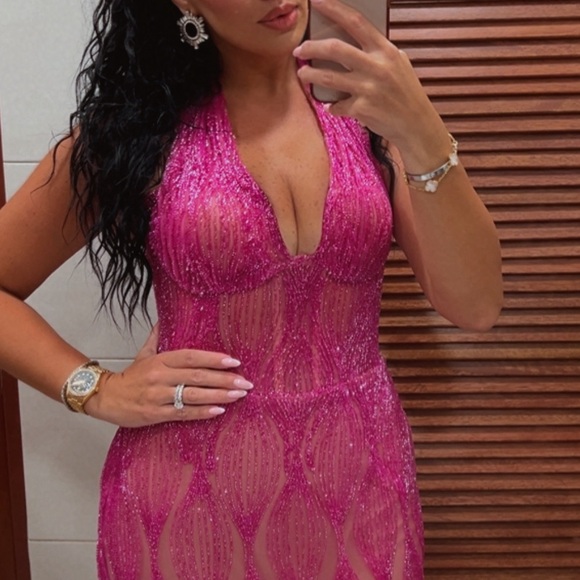 Custom dress from Kosovo. This dress is stunning, worn once for a few hours - Picture 3 of 7